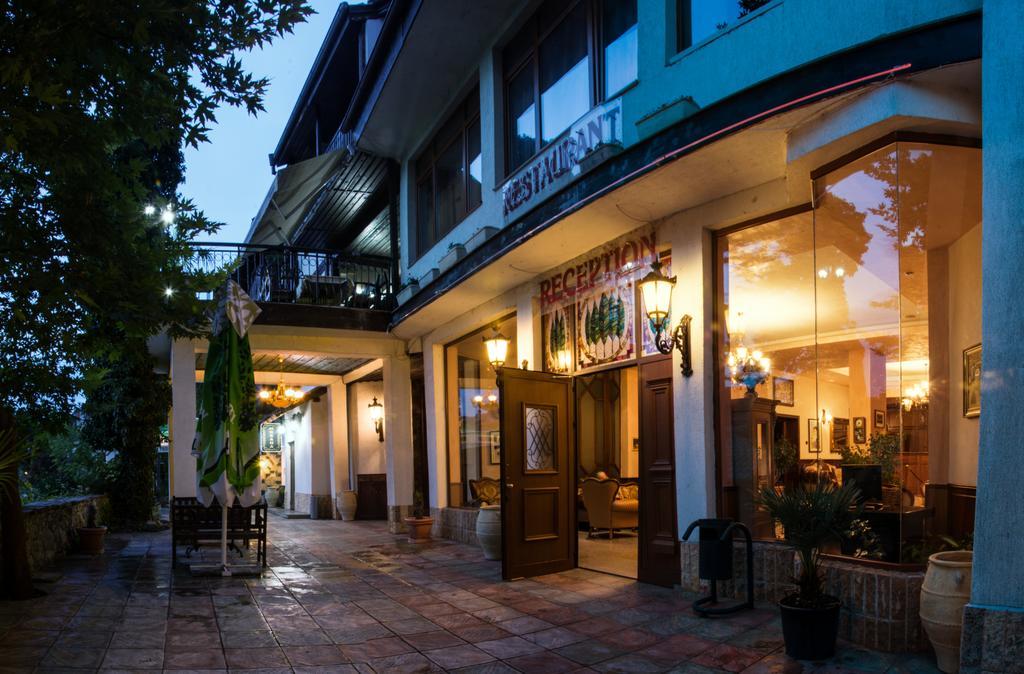 Hotel Kristo Blagoevgrad Bagian luar foto
